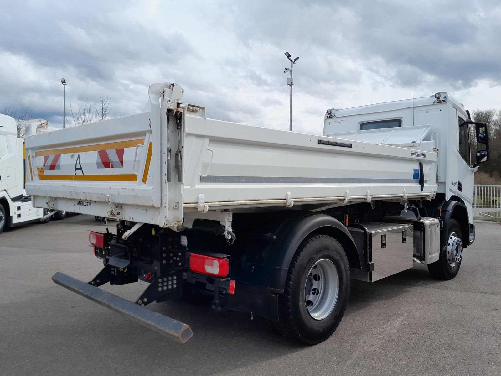 Fahrzeugabbildung DAF FA XDC 450