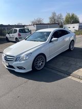 Mercedes-Benz E 500 Coupé E 500 AMG Sportpaket AVANTGARDE - Mercedes-Benz E 500: Coupé