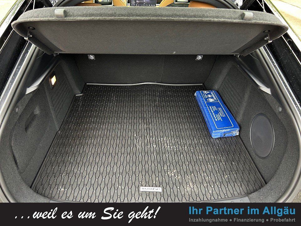 Fahrzeugabbildung Mazda 6e EV 69kWh TAKUMI PLUS 479KM-RANGE 6J-GARANTIE