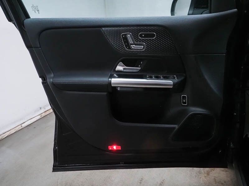 Mercedes-Benz EQA 300 4-M ADVANCED AHK MEMORY 360° KAMERA 18 foto 11
