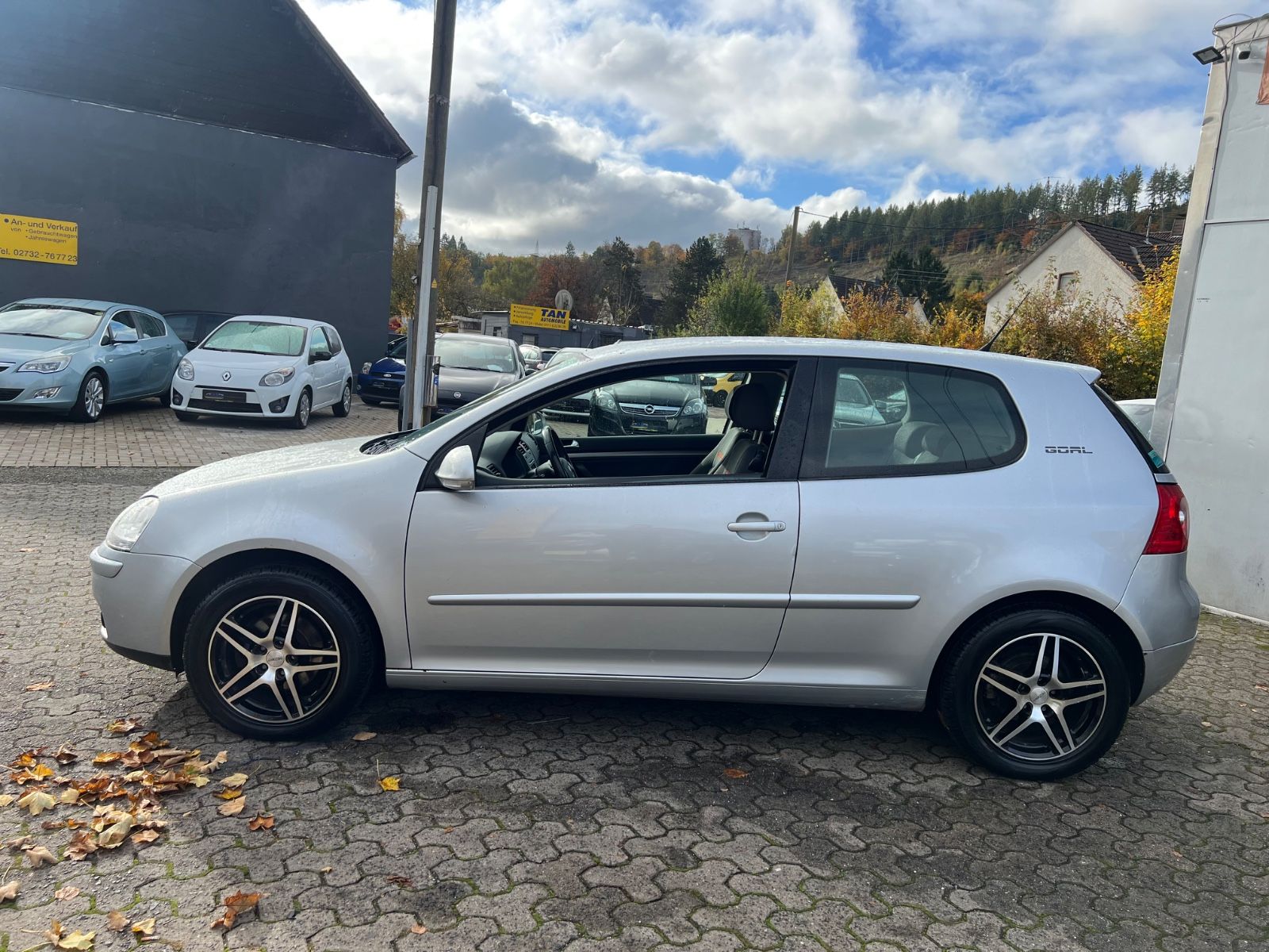 Fahrzeugabbildung Volkswagen Golf V Lim. 1.4 Goal