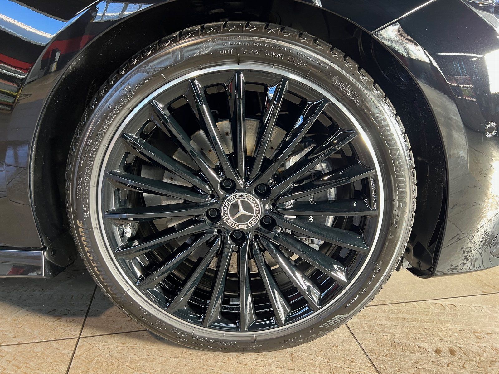 Mercedes-Benz CLA 200 d SB AMG Night Pano Totw 360° Sound 19 foto 4
