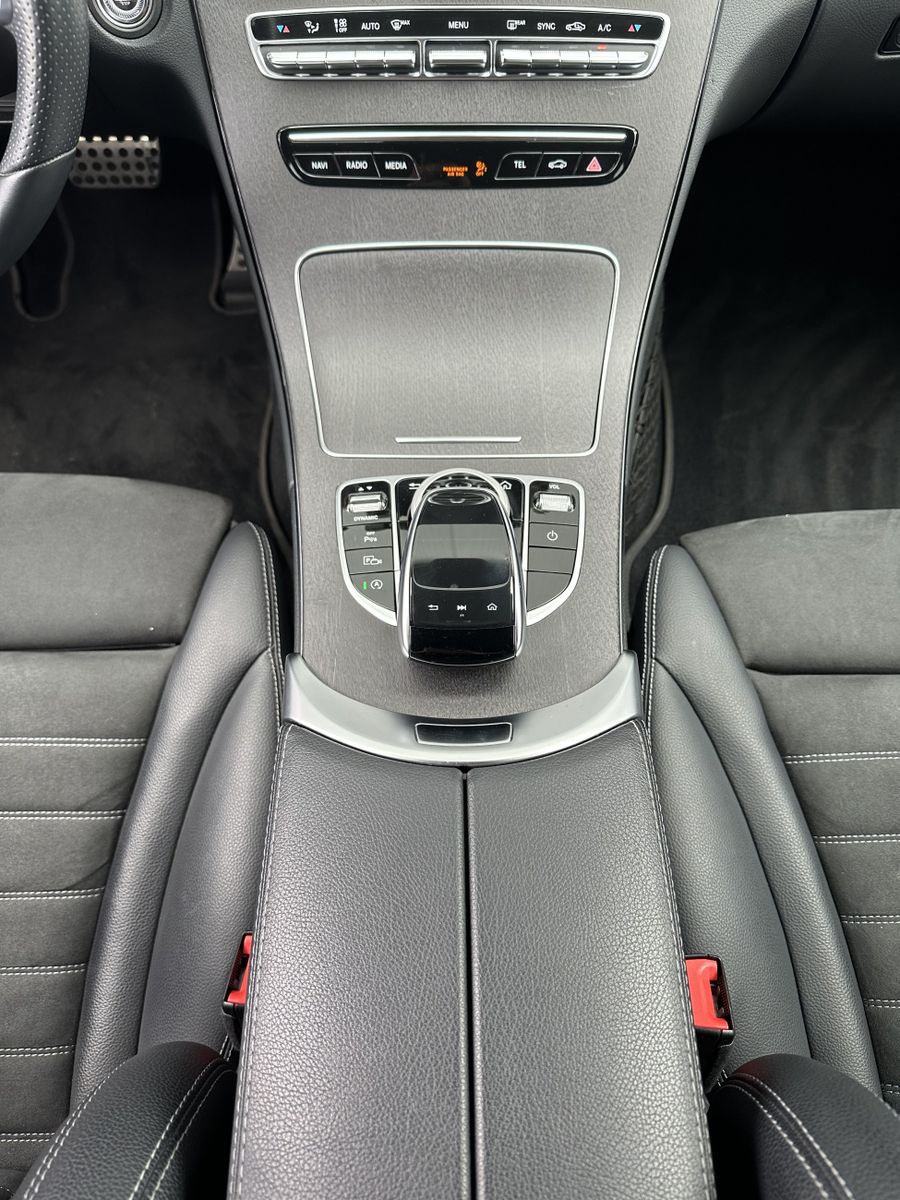 Fahrzeugabbildung Mercedes-Benz C 200 T AMG-Line NAV+LED+AHK+BURMESTER+DISTRONIC