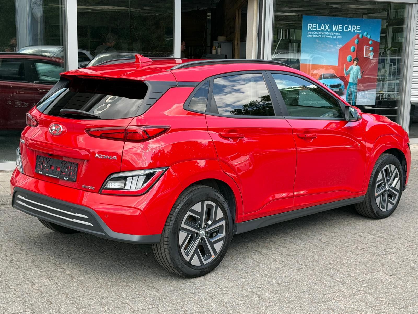 Fahrzeugabbildung Hyundai Kona Elektro Prime NAVI+LED+SHZ+HEAD+KAM+ACC+AHK