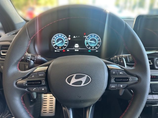 Fahrzeugabbildung Hyundai i30 N Line Mild-Hybrid+Sitz-Paket+Panormadach