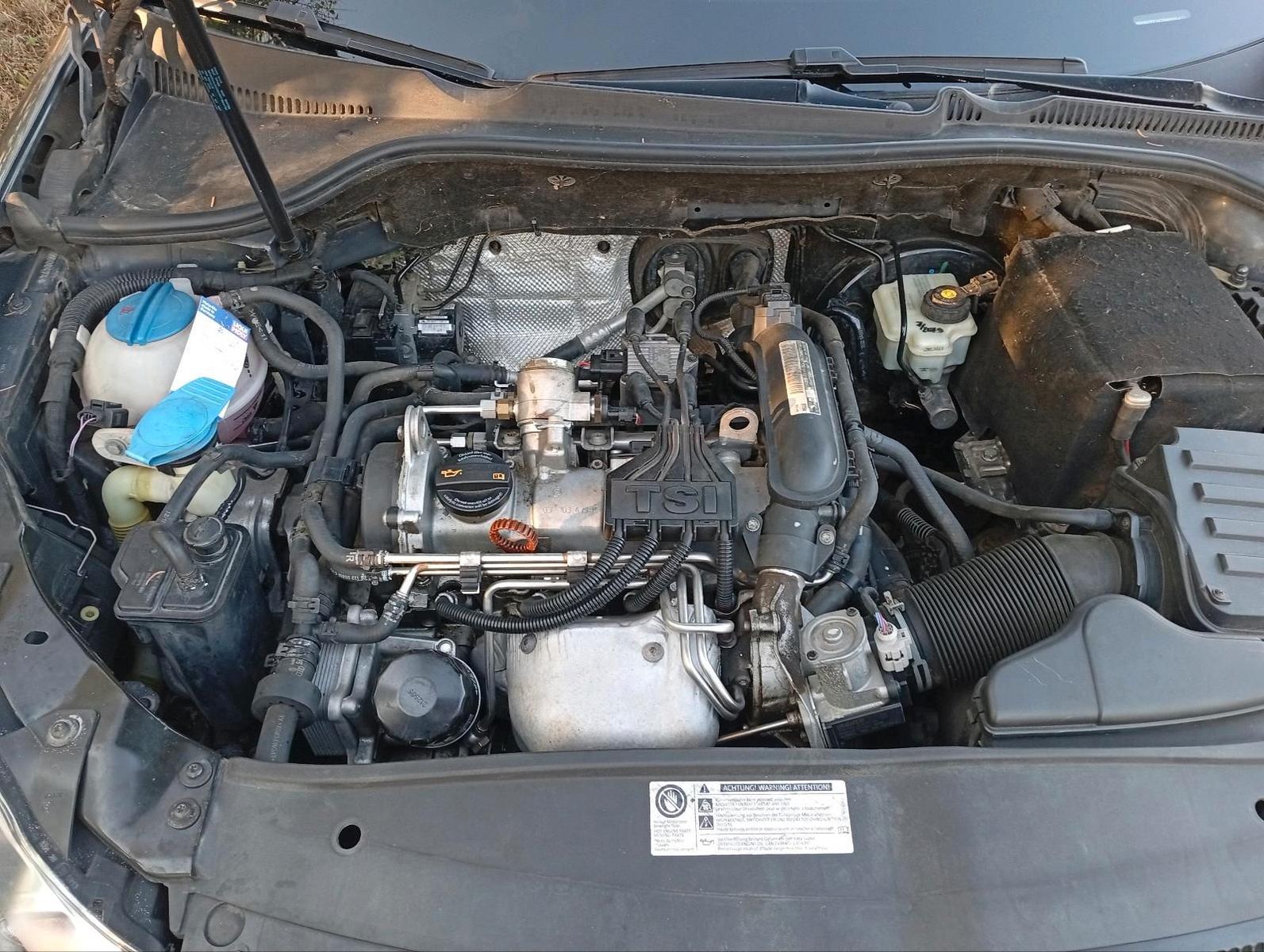 Volkswagen Golf 2010 — photo 8