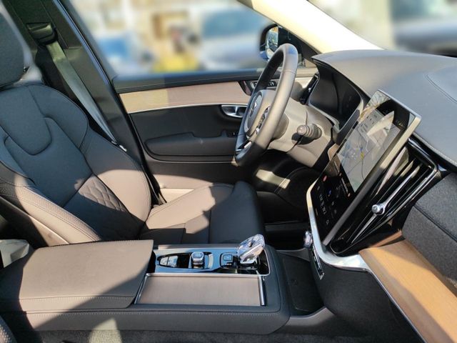VOLVO XC 90 (Bild 24 von Array)