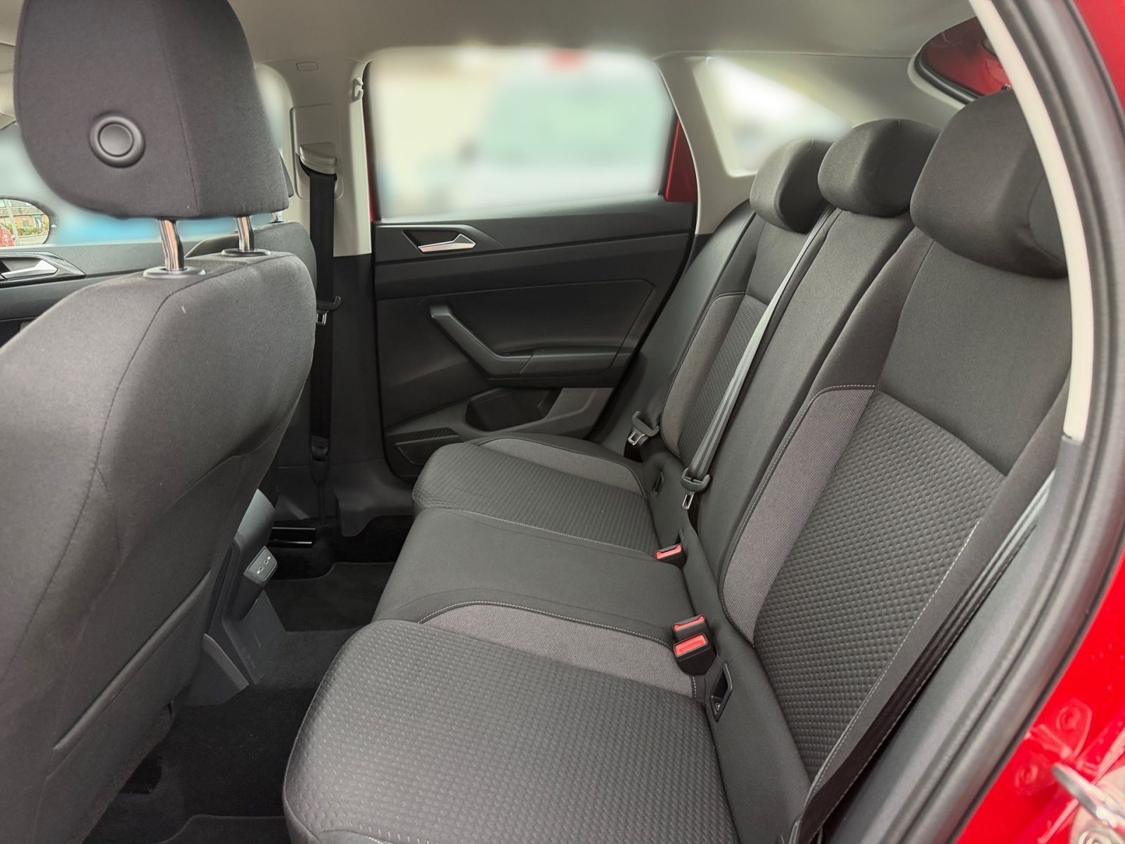 Fahrzeugabbildung Volkswagen Taigo 1.0 TSI Life *GJR*SHZ*CARPLAY*