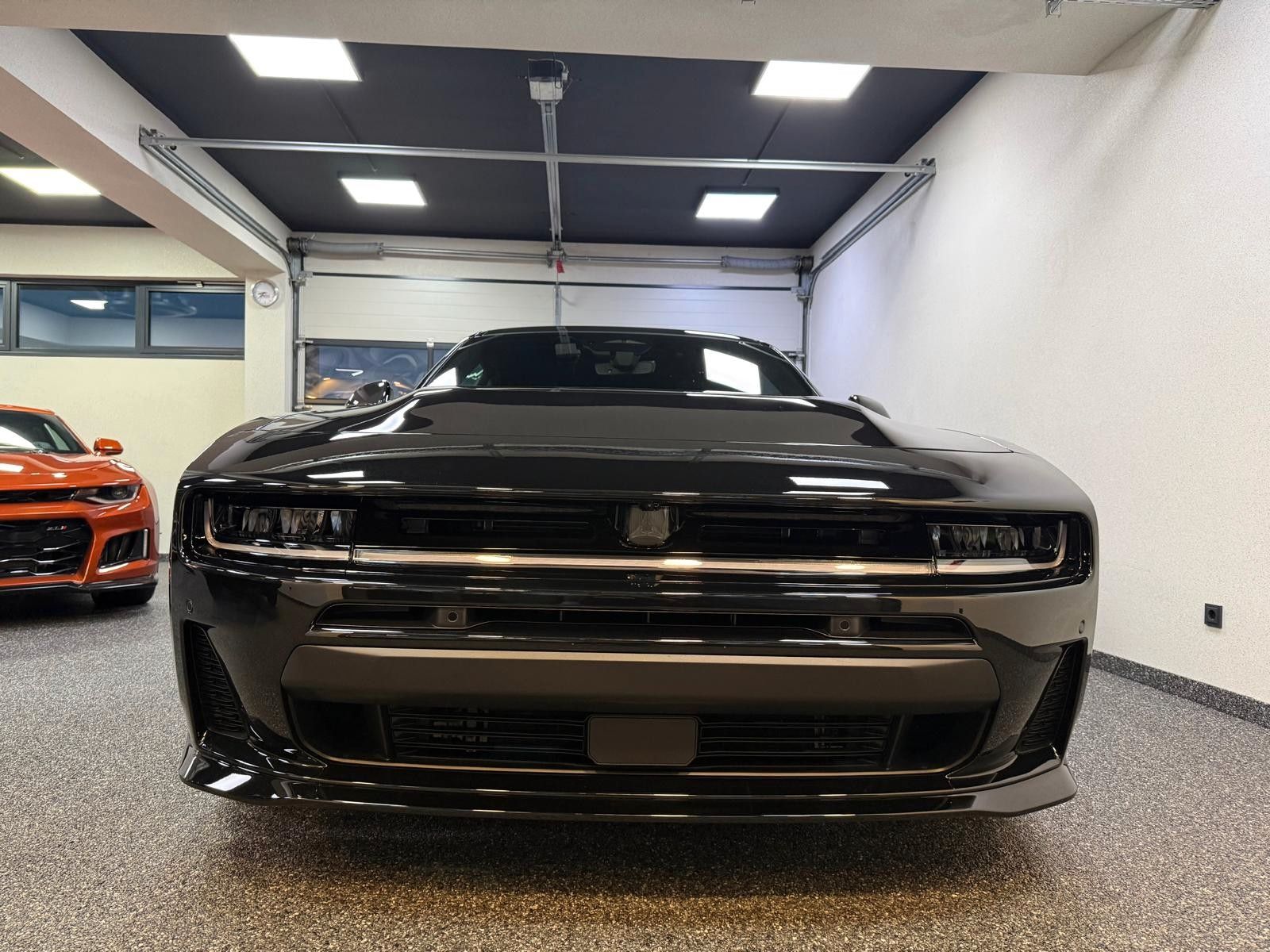 Fahrzeugabbildung Dodge CHARGER 4DR -LAUNCH EDITION-SIXPACK-CARBON-AWD