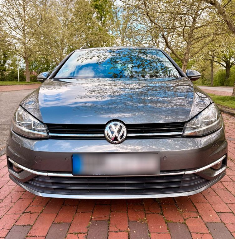 Image of Volkswagen Golf