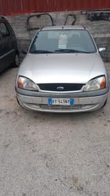 Ford Fiesta 1.2i 16V cat 5 porte Ghia - gebrauchte Ford Fiesta aus dem Jahr 1999