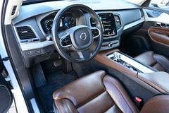 Fahrzeugabbildung Volvo XC90 B5 D AWD Inscription*STDHZG*PAMO*AHK*7-S