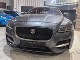Jaguar XF Portfolio Memorysitze/Head-Up/Schiebedach - graue Jaguar XF