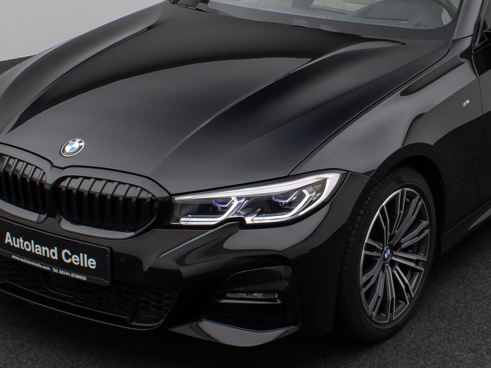 Fahrzeugabbildung BMW 320d M Sport Panorama Laser Kamera HUD DAB HiFi