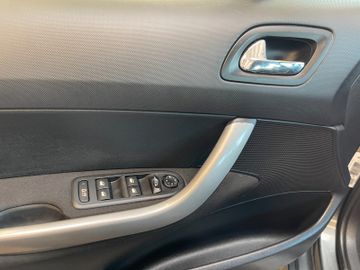 Peugeot 308 *TÜV*RADIO*CD*2 ZONEN KLIMA*PDC*