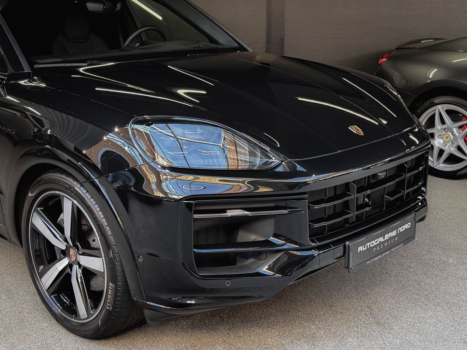 Porsche Cayenne E-Hybrid Coupé Sport Design BOSE® He foto 5