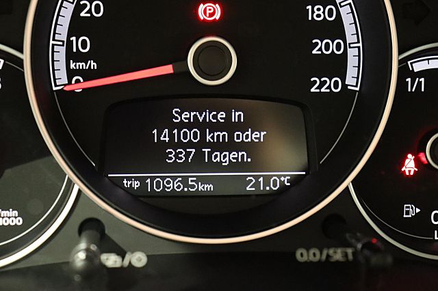 Up! MOVE 1.0 L 65 PS USB ZV FREISP. Winterräder