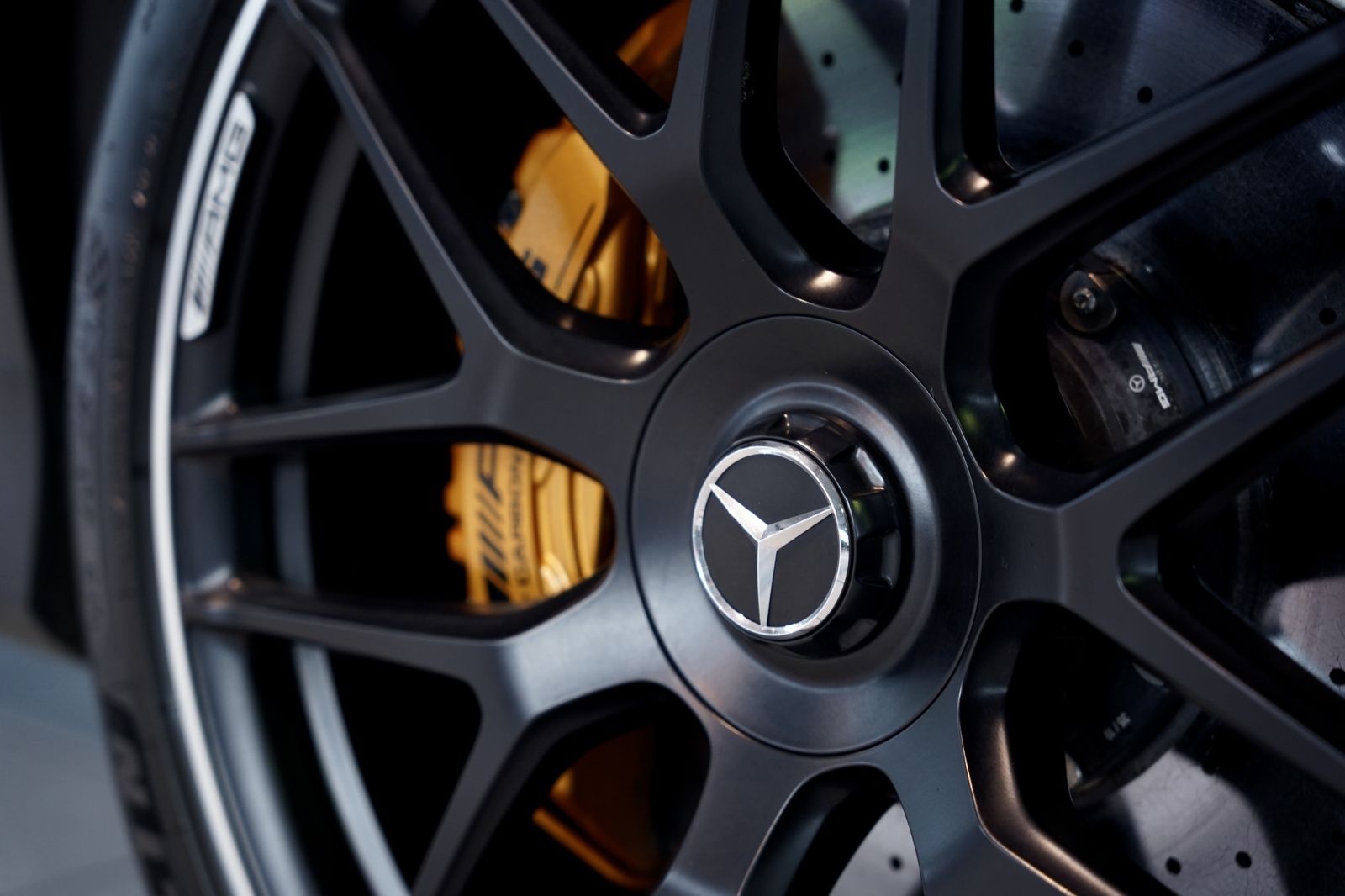 Mercedes Benz Glc 63 Amg