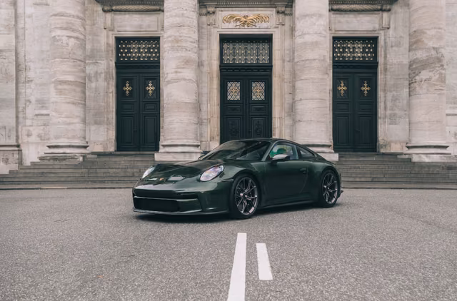 Porsche 992.1 GT3 Touring