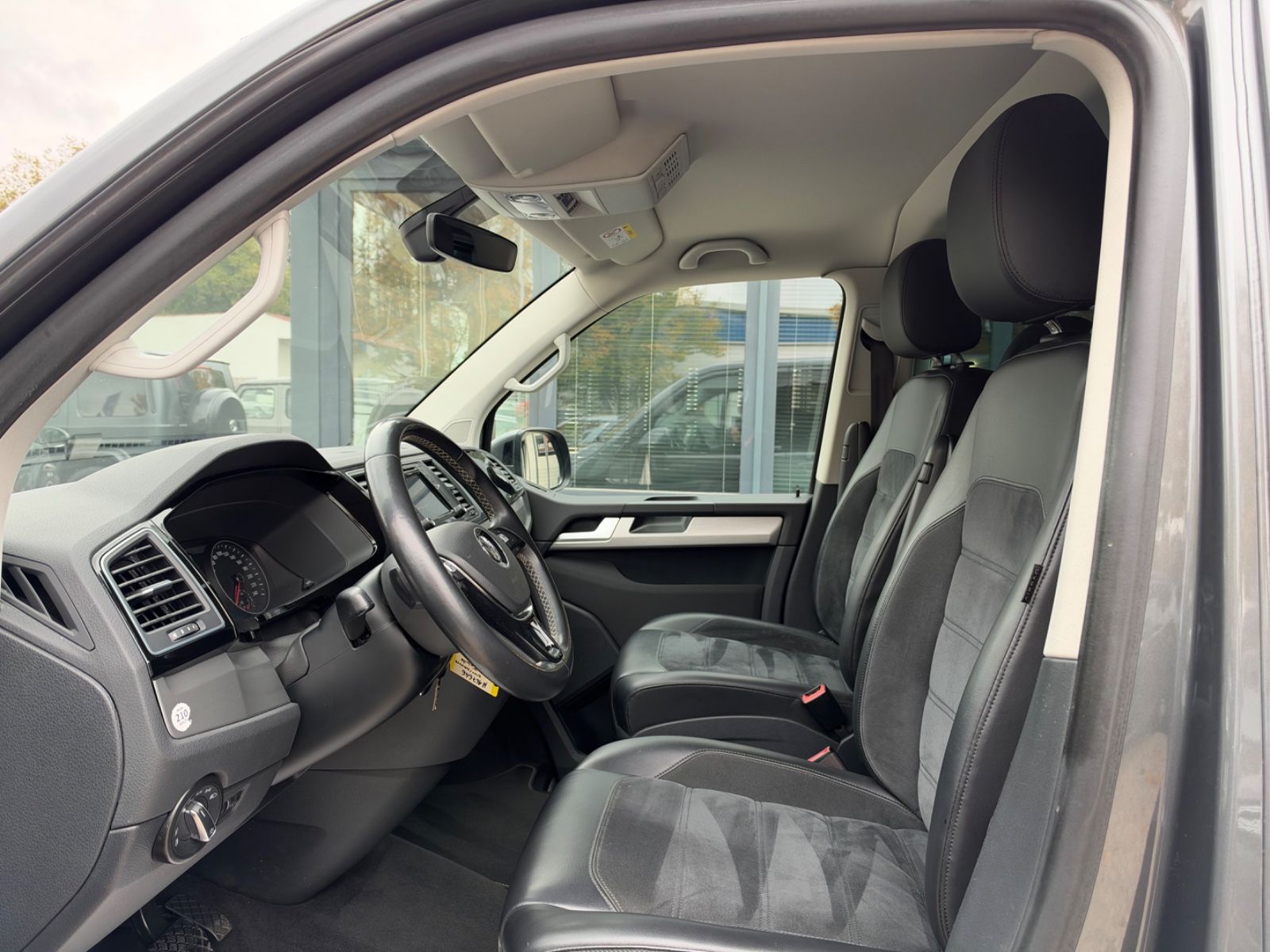 VW T6 Multivan T6 Multivan Generation Six 4 Motion*DSG*7-Sitzer, Ansicht 18