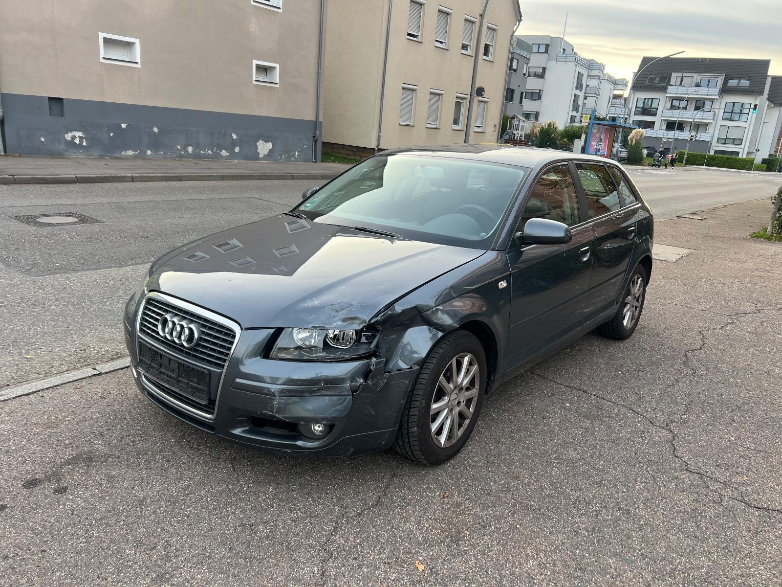 Audi A3 Sportback 1.6 FSI Attraction