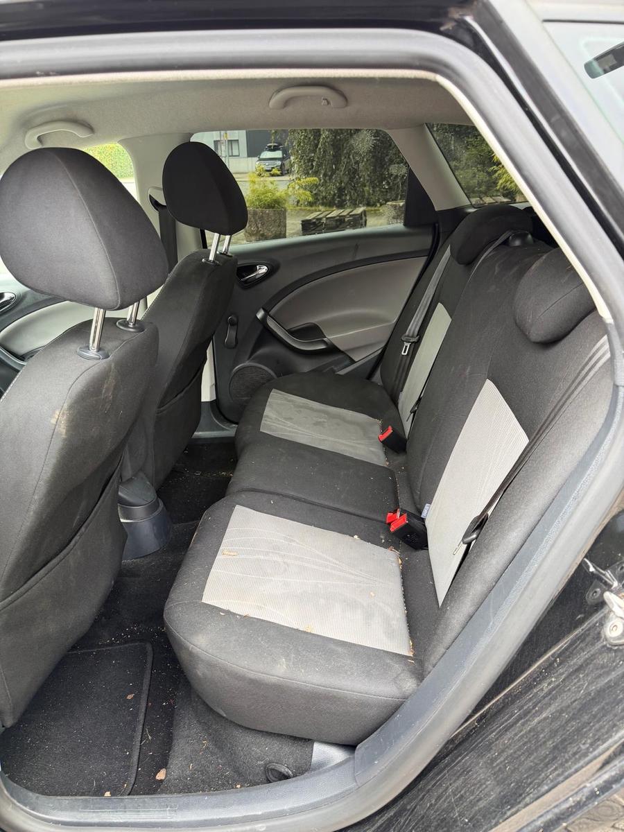 Seat Ibiza 2015 — photo 12