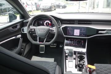 2025 AUDI RS6 photo 6