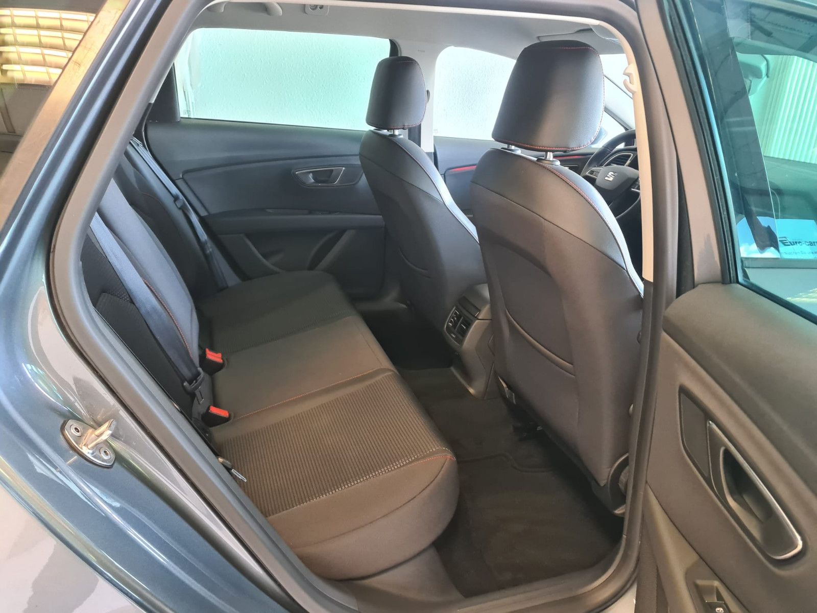 Fahrzeugabbildung SEAT Leon ST FR / KAMERA / SCHECKHEFT / GEPFLEGT