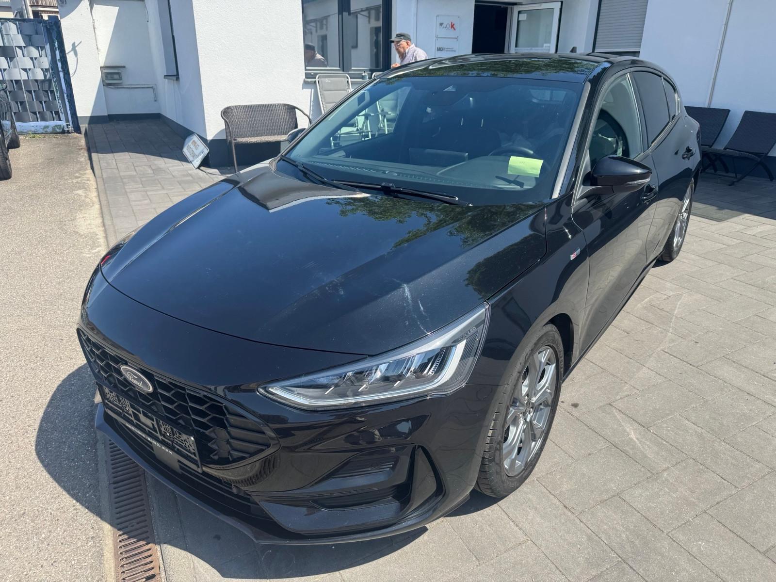 Ford Focus Lim. ST-Line LED NAVI AUTOMATIK