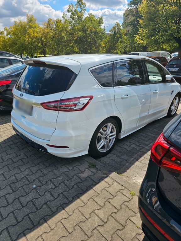 Image of Ford S-Max