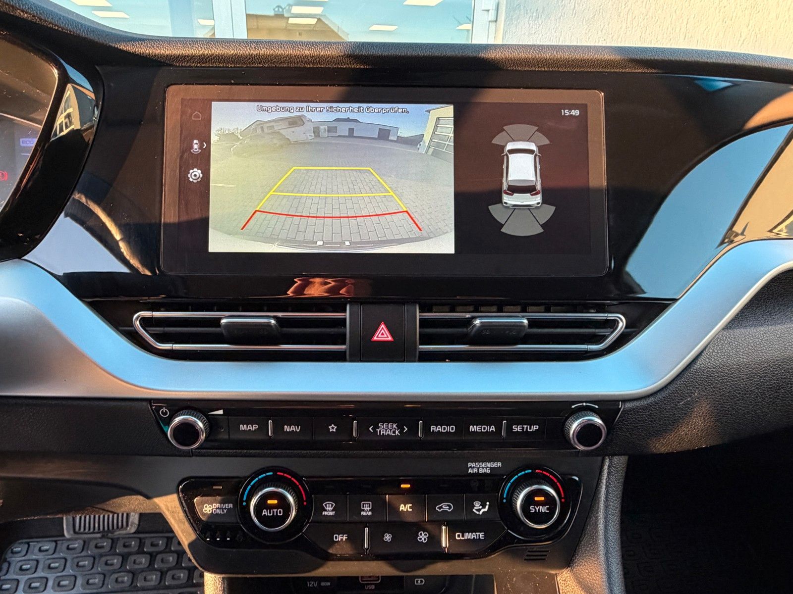 Fahrzeugabbildung Kia Niro Vision Plug-in Hybrid Navigation Style Pake