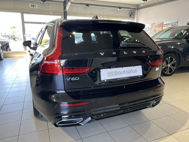 Volvo V60 T6 R-Design Recharge AWD *BigBattery* Kamera
