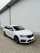Skoda Octavia Combi RS 2.0 TSI DSG 230PS - Skoda Octavia: Ps