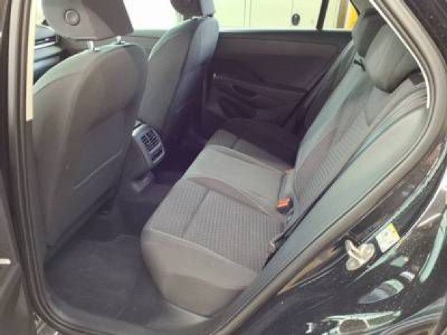 Volkswagen T-Roc 1.5eTSI DSG Life Navi LED Kamera foto 5