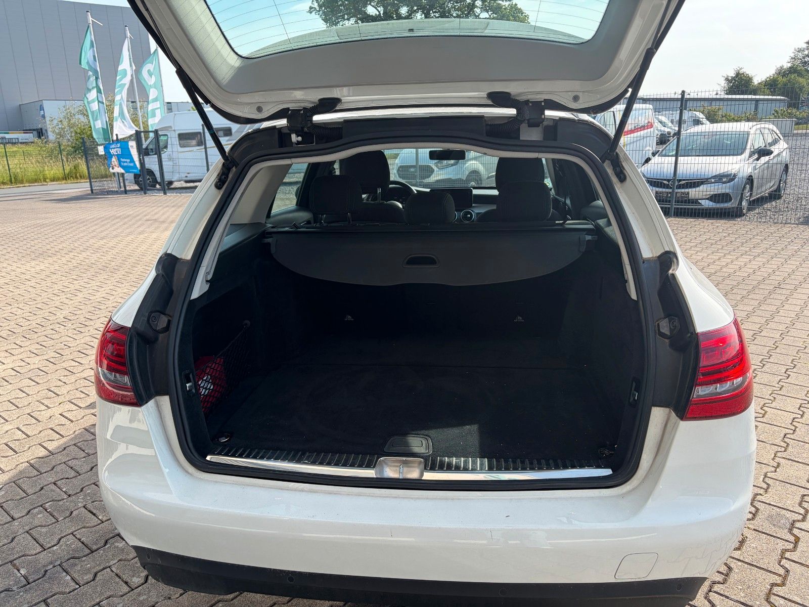 Fahrzeugabbildung Mercedes-Benz C 220 T CDI