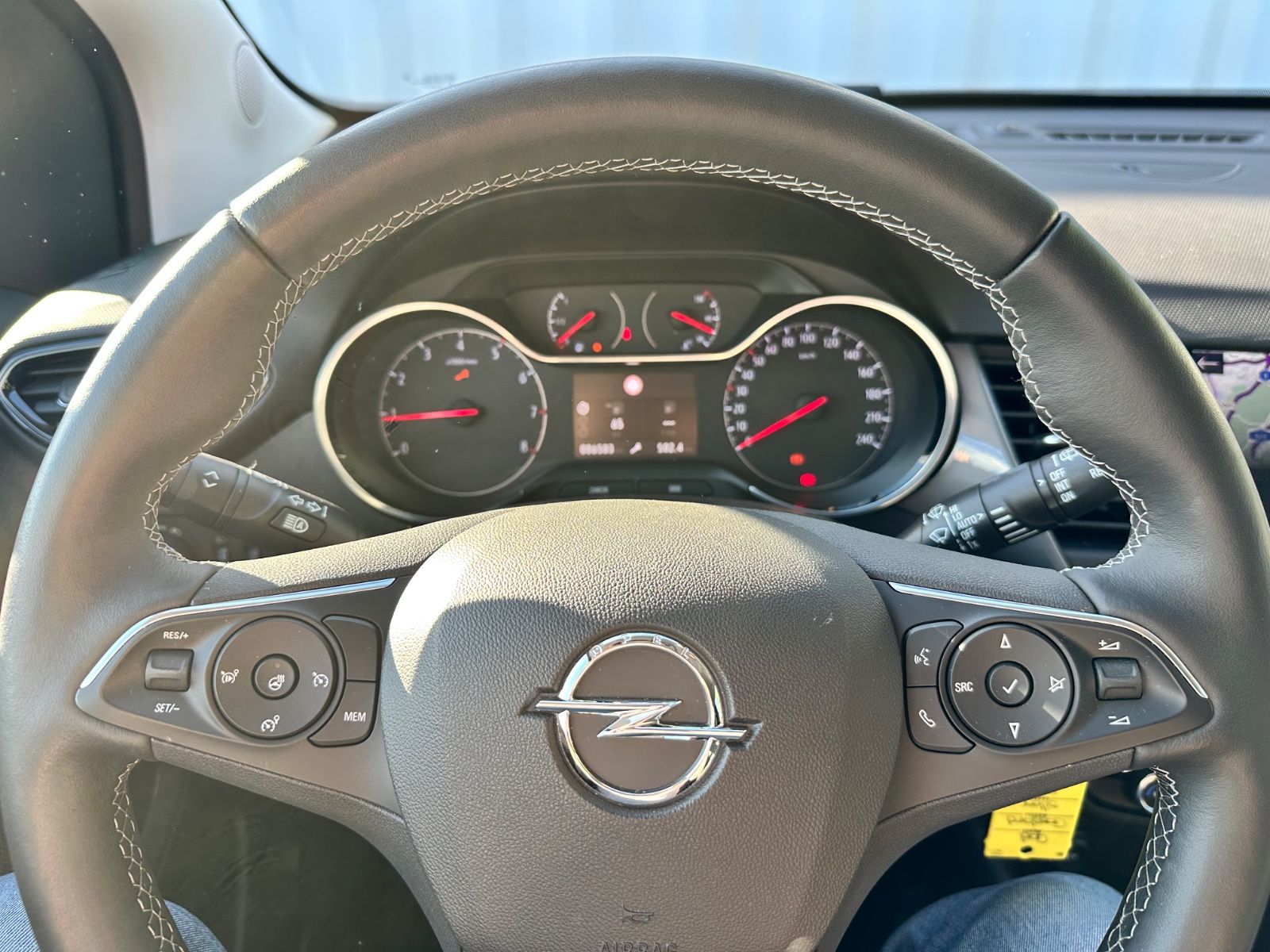 Fahrzeugabbildung Opel Crossland Elegance Navi*Kamera*Sitzh.*Allw.