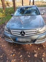 Mercedes-Benz C-Klasse Avantgarde aus zwei... - Mercedes-Benz 190: C