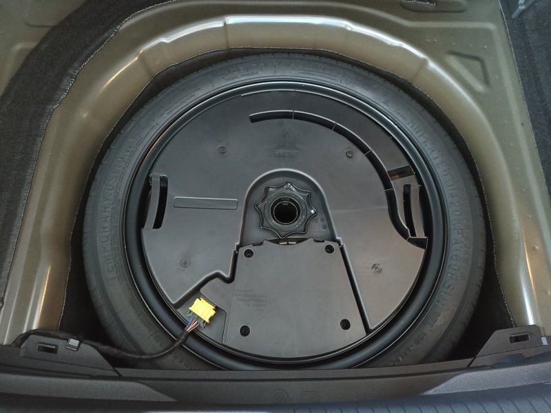 Fahrzeugabbildung Volkswagen Taigo 1.5 TSI R-Line DSG ACC+PANORAMA+LED+NAVI