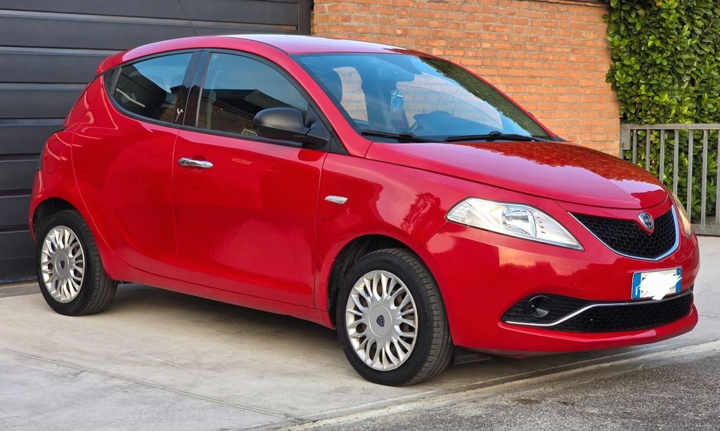 Image of Lancia Ypsilon