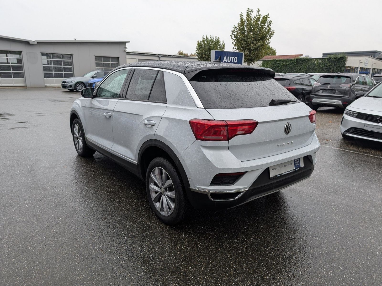 VW T-Roc 2.0 TDI Style Automatik Navi ACC – Bild 2