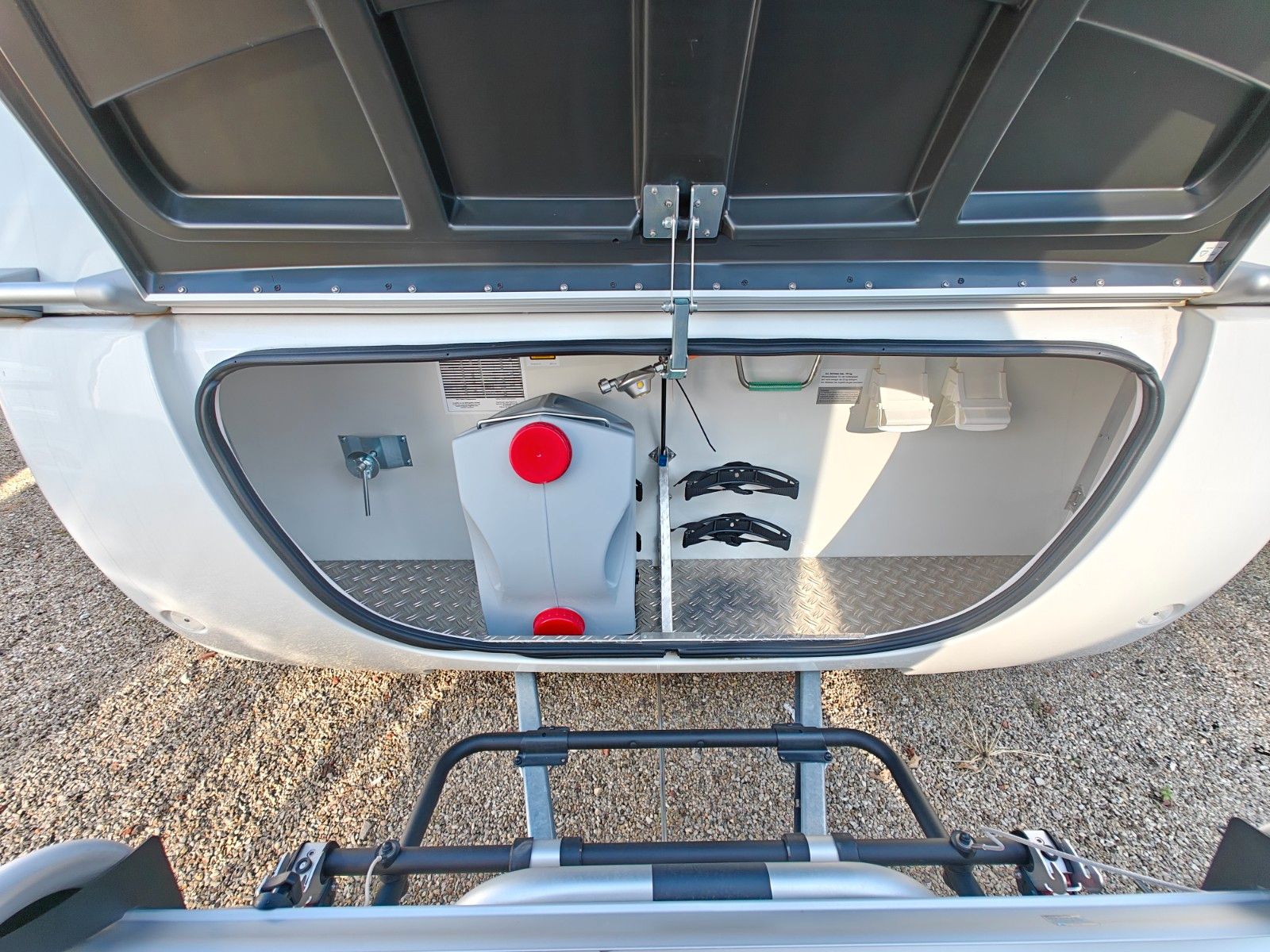 Fahrzeugabbildung HYMER / ERIBA / HYMERCAR Feeling 425 Schlafdach - SPRING SALE -