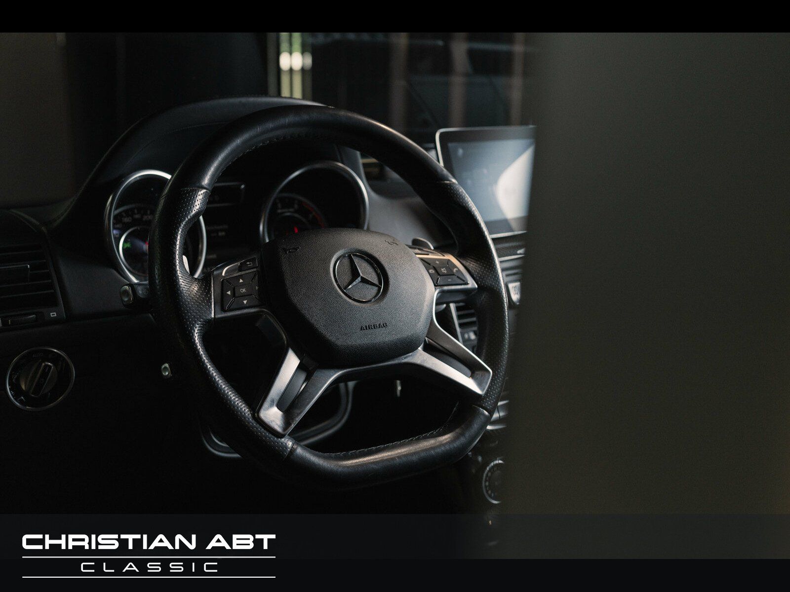 Fahrzeugabbildung Mercedes-Benz G 63 AMG Exclusive Edition COMAND APS/Distronic