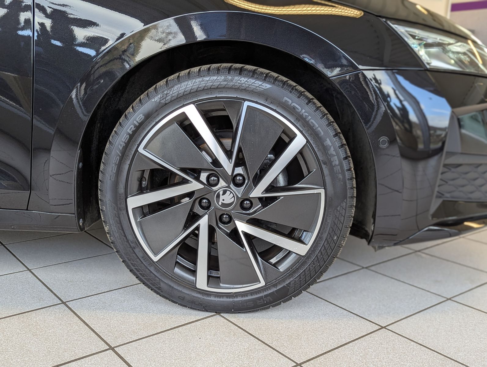 SKODA Octavia 2.0 TDI DSG Sportline Matix Assist+ 18" - Image 10