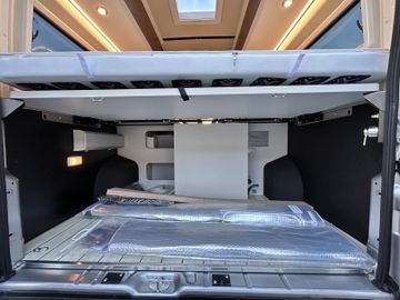 Westfalia Columbus 640 E 180 PS ATG Skyview Solar LITHIUM