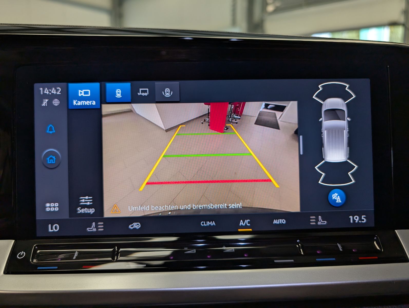 Fahrzeugabbildung Ford Tourneo Connect L2 Titanium 7-Sitze Bi-LED Cam A