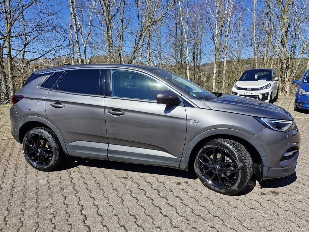 Autohaus Zimpel -  Opel Grandland X 1.6T Elektr. Heckklappe+Winter-Paket - Bild 3