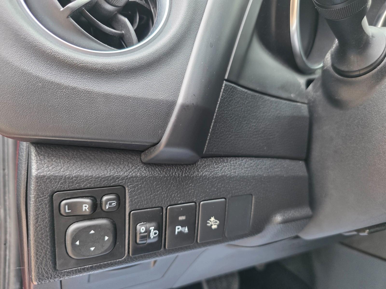Toyota Auris Hybrid 1,8-l-VVT-i*Auto.*NAVI*AHK*R.Kamera