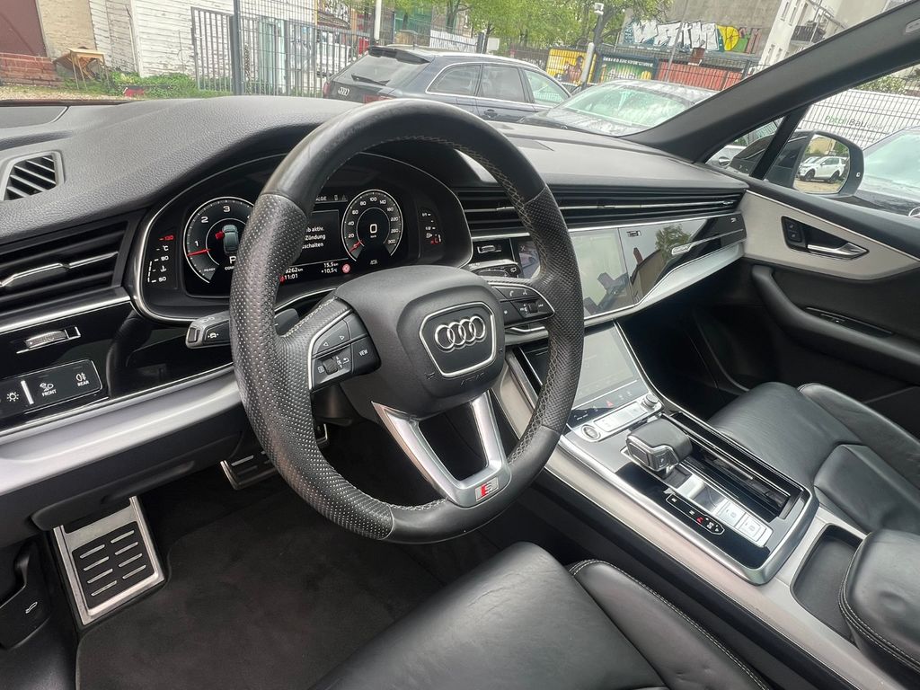 Audi Q7 50 TDI Quattro 3x S line*Pano*7.Sitzer*Matrix