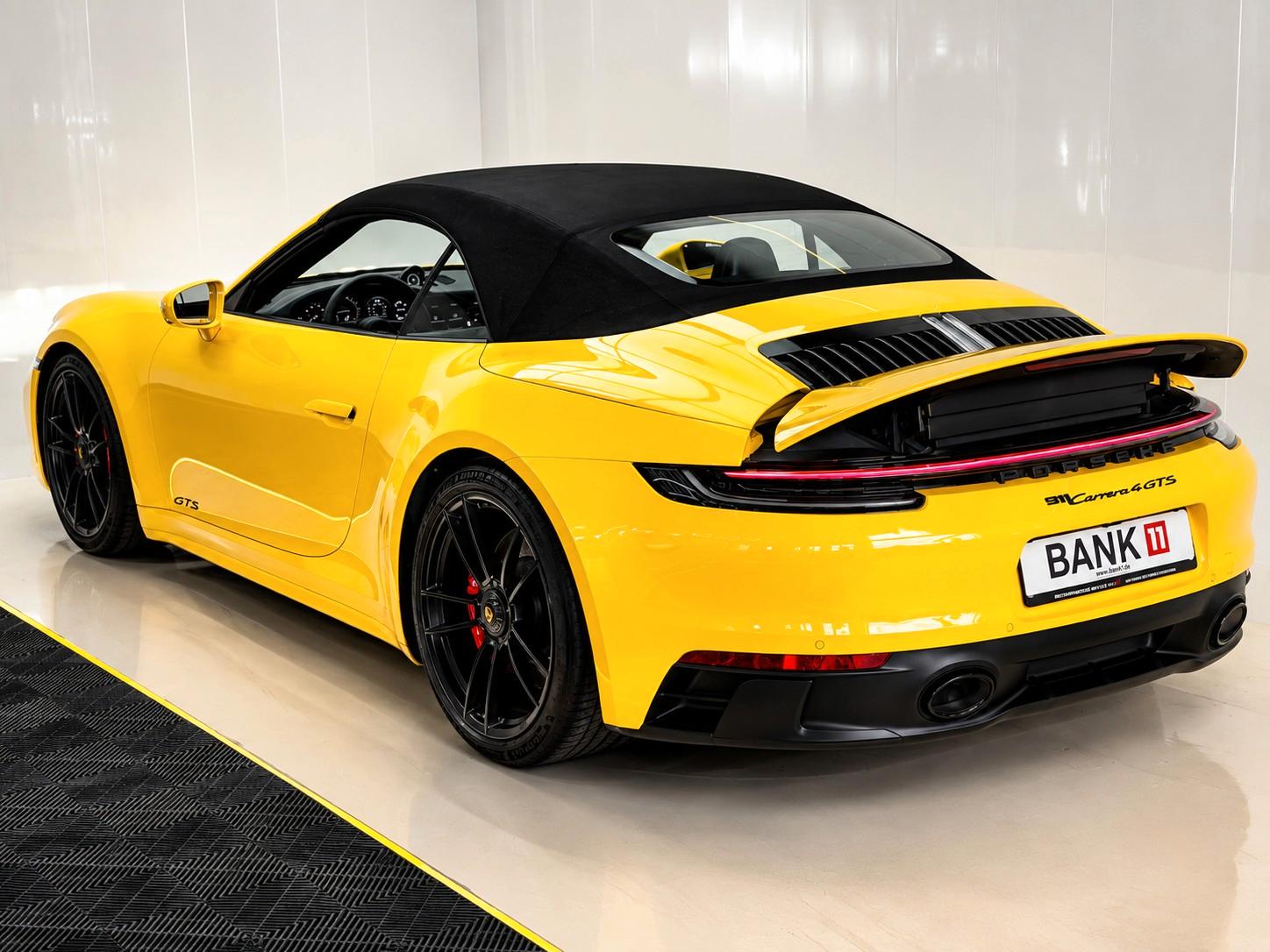 Porsche 992 GTS 4 CABRIO LIFT/BURMESTER/360/CHRONO/SPORT