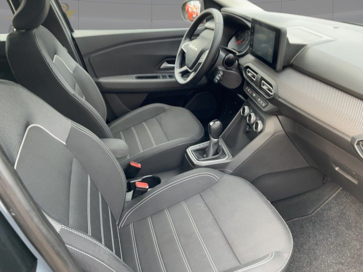 Fahrzeugabbildung Dacia Sandero Journey TCe 90 CVT Automatik